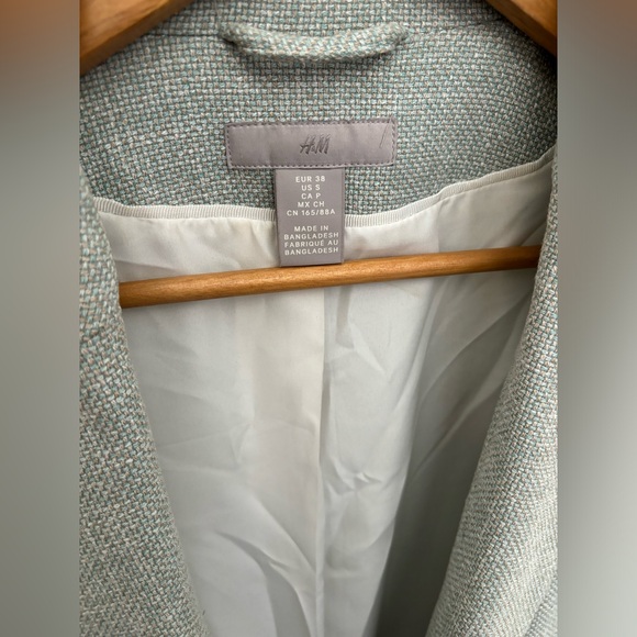 Green double-breasted blazer from H&M - Picture 5 of 7